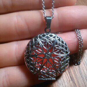 Openable Orange Resin Stainless Steel Pendant Necklace